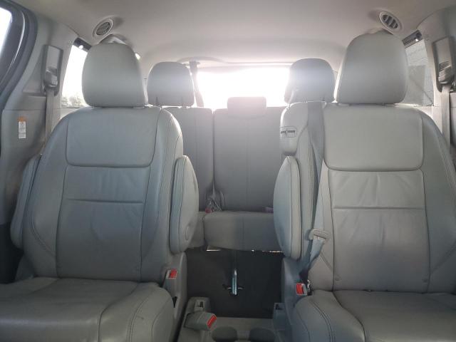 Photo 10 from auction – 2015 TOYOTA SIENNA XLE with VIN 5TDYK3DC2FS574477