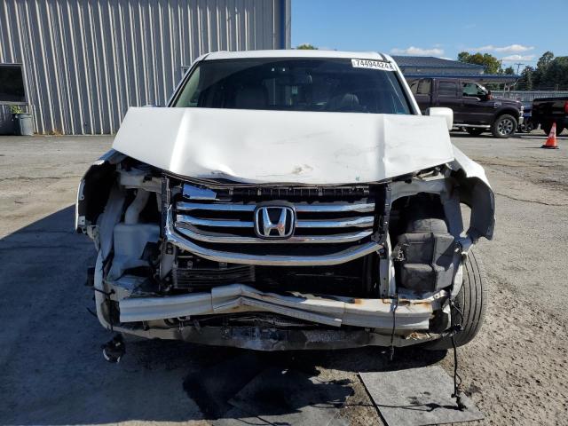 Снимка 5 от търг – 2015 HONDA PILOT EXL с VIN 5FNYF4H53FB023467