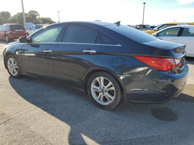 Photo 2 from auction – 2013 HYUNDAI SONATA SE with VIN 5NPEC4AC3DH580253