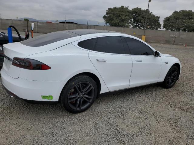 Снимка 3 от търг – 2013 TESLA MODEL S с VIN 5YJSA1CG6DFP03744