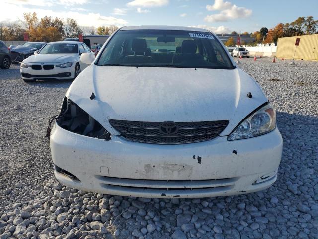 Photo 5 from auction – 2004 TOYOTA CAMRY LE with VIN JTDBE32K440265584