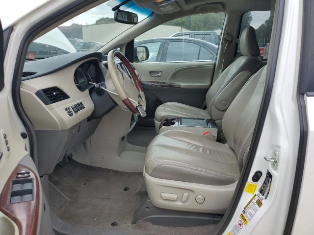 Photo 7 from auction – 2013 TOYOTA SIENNA XLE with VIN 5TDDK3DC0DS050353