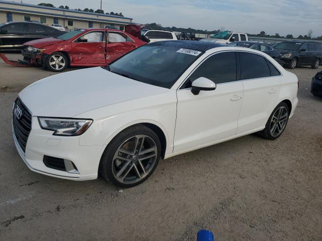 AUDI A3 PREMIUM 2019 with VIN WAUAUGFF4K1009565 - Photo from auction