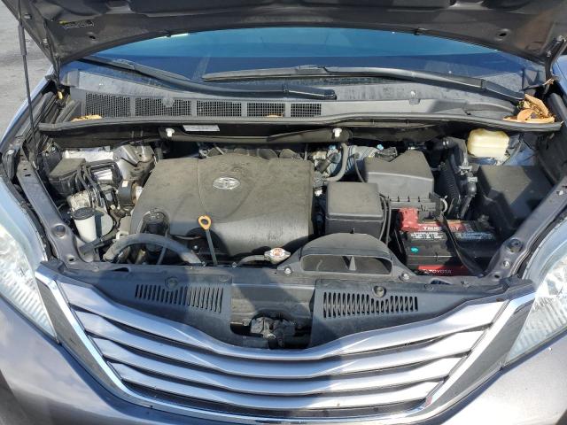 Photo 12 from auction – 2017 TOYOTA SIENNA XLE with VIN 5TDYZ3DC7HS840509