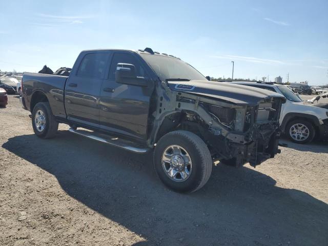 Photo 4 from auction – 2023 RAM 2500 TRADE with VIN 3C6UR5CL4PG593045