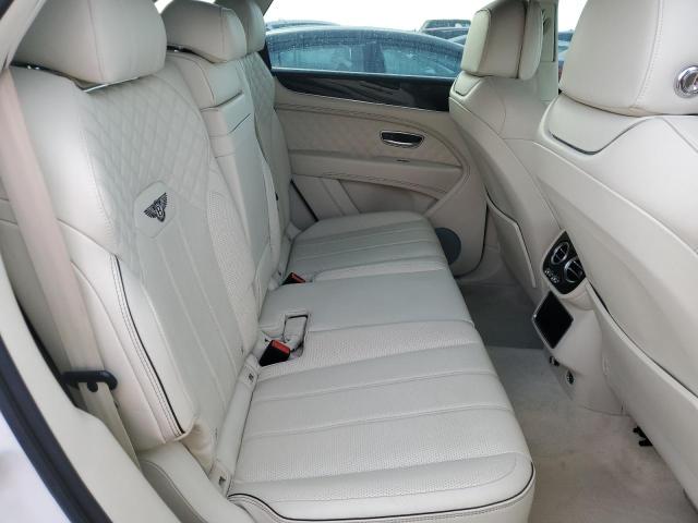 Photo 11 from auction – 2022 BENTLEY BENTAYGA with VIN SJAAM2ZV4NC011285