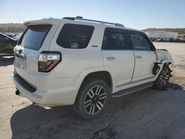 Photo 3 from auction – 2018 TOYOTA 4RUNNER SR with VIN JTEBU5JRXJ5534906