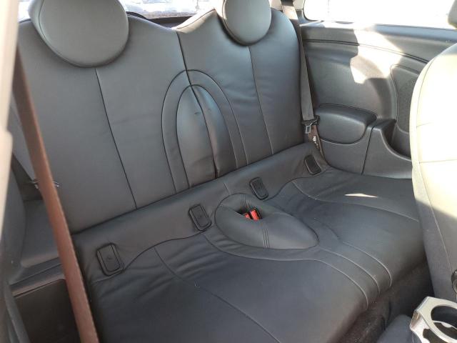 Photo 10 from auction – 2004 MINI COOPER S with VIN WMWRE33494TD83532