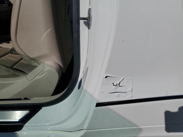 Photo 12 from auction – 2014 MERCEDES-BENZ E 350 with VIN WDDKK5KF1EF237639
