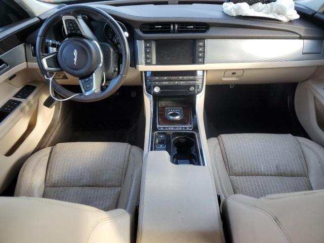 Photo 8 from auction – 2018 JAGUAR XF PRESTIG with VIN SAJBE4FX5JCY57941