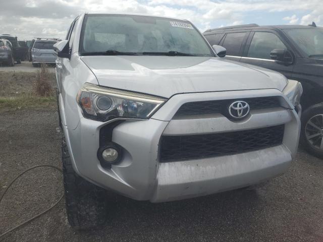Photo 5 from auction – 2015 TOYOTA 4RUNNER SR with VIN JTEBU5JR8F5216693