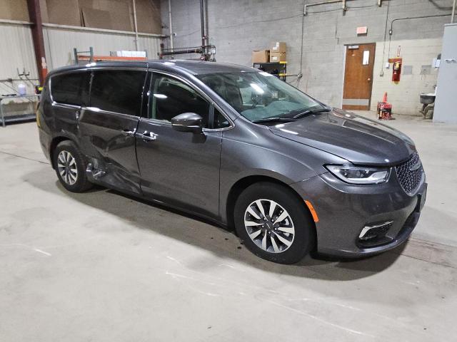 Photo 4 from auction – 2023 CHRYSLER PACIFICA H with VIN 2C4RC1L72PR611774
