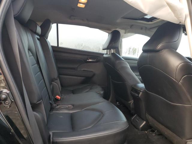 Photo 11 from auction – 2022 TOYOTA HIGHLANDER with VIN 5TDHZRBH2NS176455