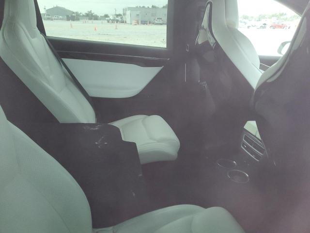 Photo 10 from auction – 2016 TESLA MODEL X with VIN 5YJXCBE26GF025413