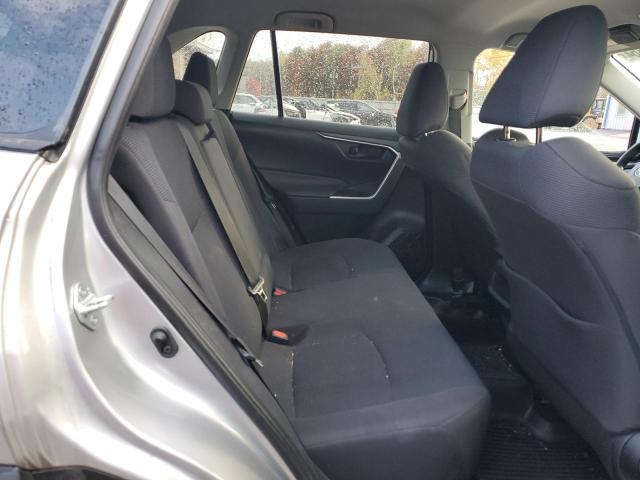 Photo 11 from auction – 2019 TOYOTA RAV4 LE with VIN 2T3G1RFV8KC040605