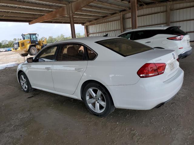 Photo 2 from auction – 2015 VOLKSWAGEN PASSAT SE with VIN 1VWBS7A35FC003694