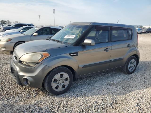 KIA SOUL 2013 with VIN KNDJT2A53D7562523 - Photo from auction