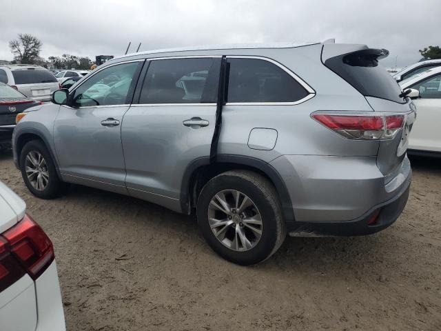 Photo 2 from auction – 2015 TOYOTA HIGHLANDER with VIN 5TDKKRFH5FS105370