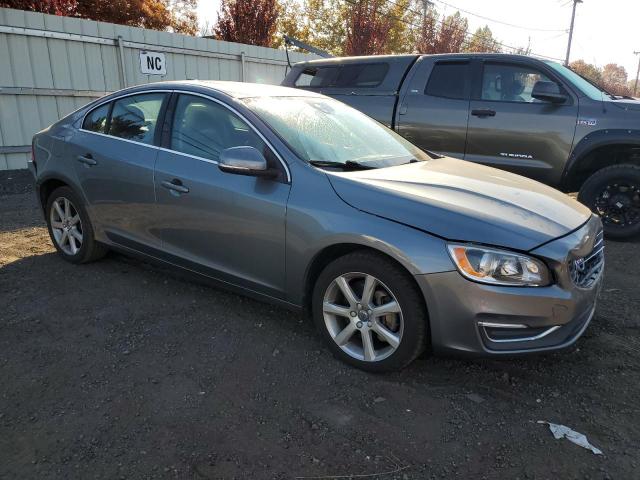 Photo 4 from auction – 2016 VOLVO S60 PREMIE with VIN YV1612TK2G2394948