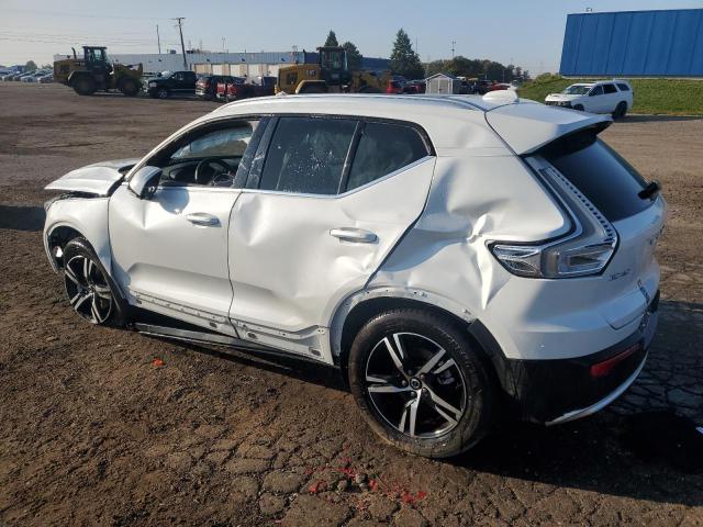 Photo 2 from auction – 2024 VOLVO XC40 CORE with VIN YV4L12UK4R2341885