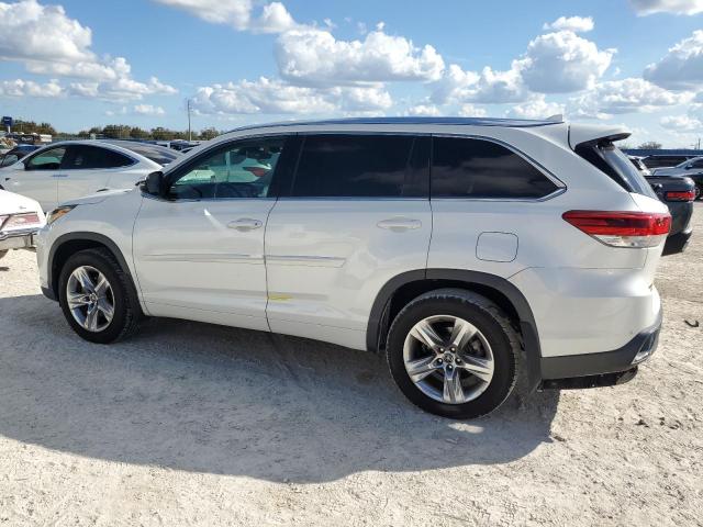 Photo 2 from auction – 2019 TOYOTA HIGHLANDER with VIN 5TDYZRFH3KS296514