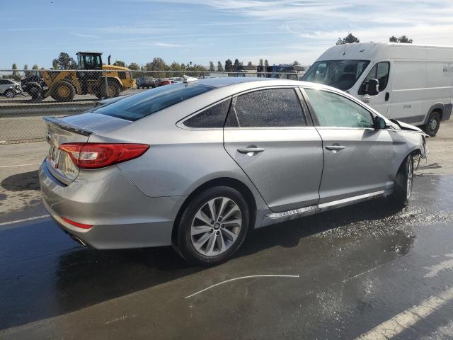 Photo 3 from auction – 2015 HYUNDAI SONATA SPO with VIN 5NPE34AF6FH052185