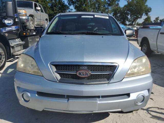 Photo 5 from auction – 2005 KIA SORENTO EX with VIN KNDJD733355405061