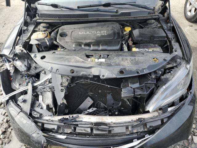 Photo 11 from auction – 2015 CHRYSLER 200 LIMITE with VIN 1C3CCCAB3FN746657