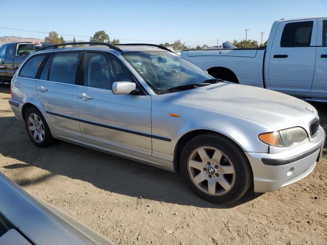 Photo 4 from auction – 2003 BMW 325 XIT with VIN WBAEP33453PF02225
