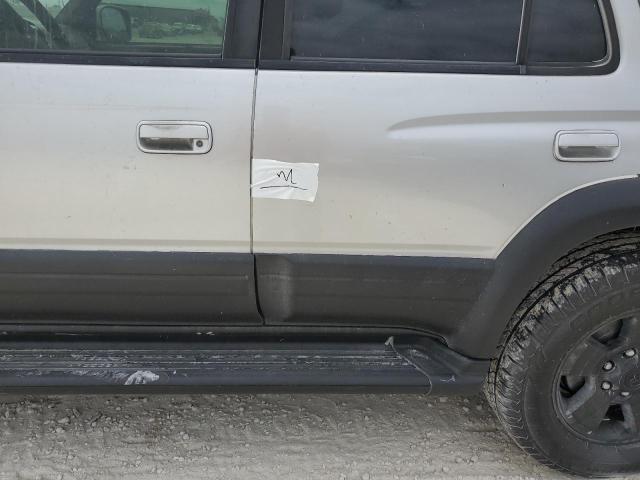 Photo 12 from auction – 2001 TOYOTA 4RUNNER LI with VIN JT3HN87R510360717