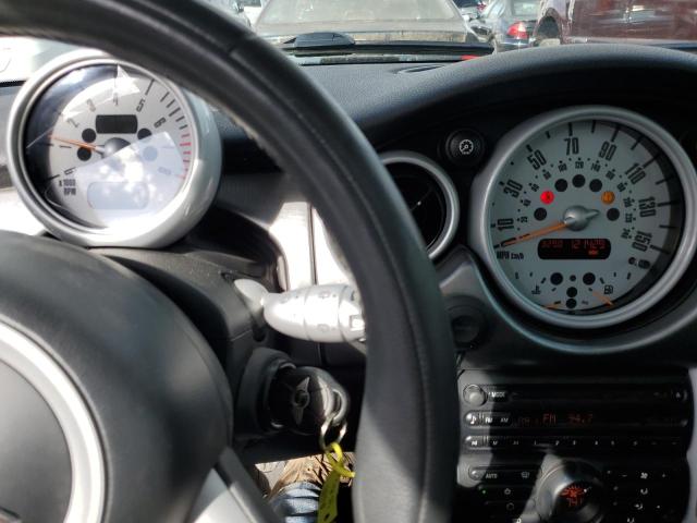 Photo 9 from auction – 2005 MINI COOPER S with VIN WMWRE33475TD92019