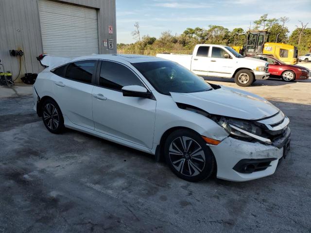 Photo 4 from auction – 2017 HONDA CIVIC EX with VIN 19XFC1F30HE028425