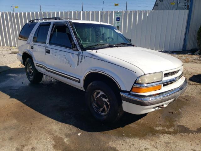 Photo 4 from auction – 2001 CHEVROLET BLAZER with VIN 1GNDT13W812168142
