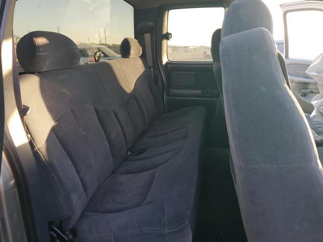 Photo 10 from auction – 2001 CHEVROLET SILVERADO with VIN 2GCEC19V811233468