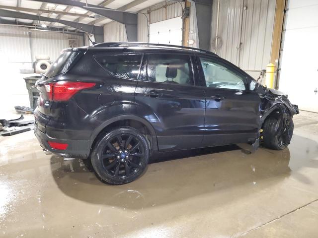 Photo 3 from auction – 2019 FORD ESCAPE SE with VIN 1FMCU9GD9KUB76339