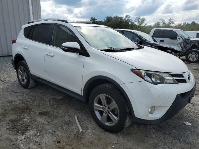Photo 4 from auction – 2015 TOYOTA RAV4 XLE with VIN JTMWFREV7FD076138