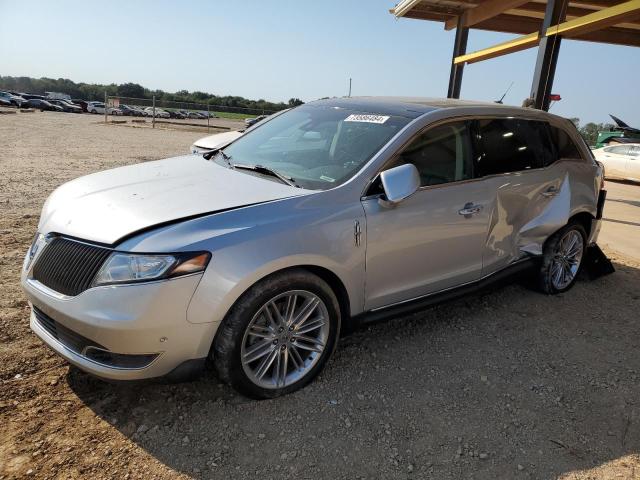 LINCOLN MKT 2015 with VIN 2LMHJ5AT8FBL04562 - Photo from auction