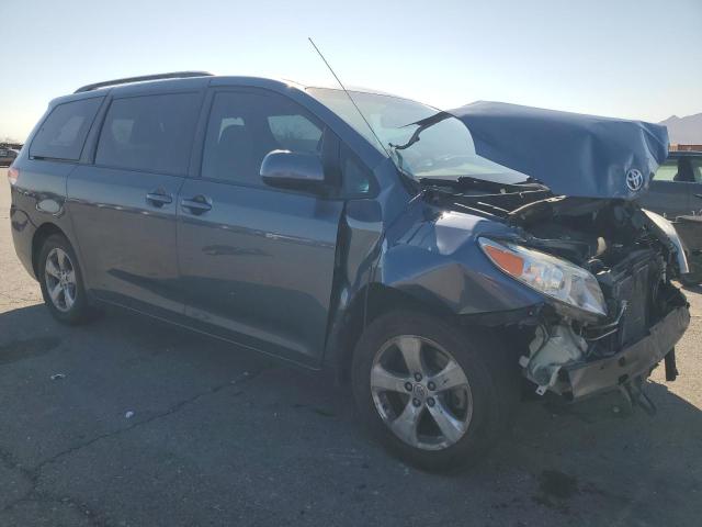 Photo 4 from auction – 2013 TOYOTA SIENNA LE with VIN 5TDKK3DC8DS389109