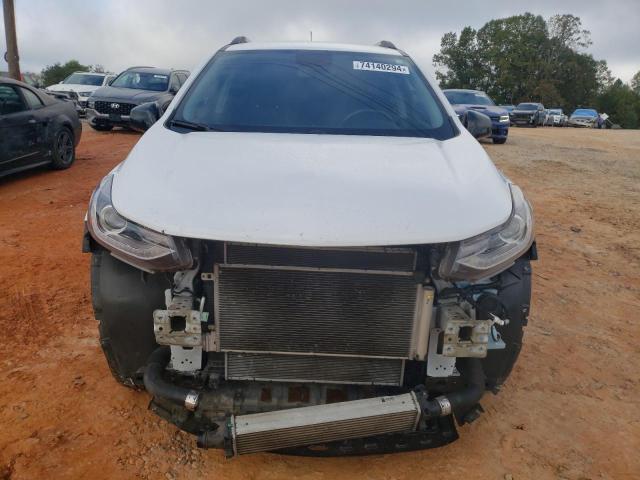 Photo 5 from auction – 2019 CHEVROLET TRAX 1LT with VIN 3GNCJPSBXKL315712