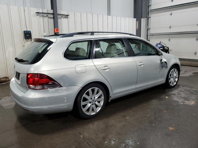 Photo 3 from auction – 2011 VOLKSWAGEN JETTA S with VIN 3VWPZ7AJ3BM612775