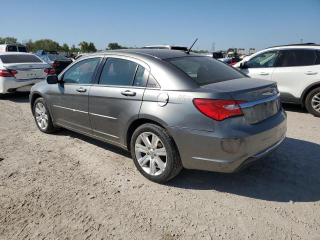 Photo 2 from auction – 2013 CHRYSLER 200 TOURIN with VIN 1C3CCBBB4DN715066