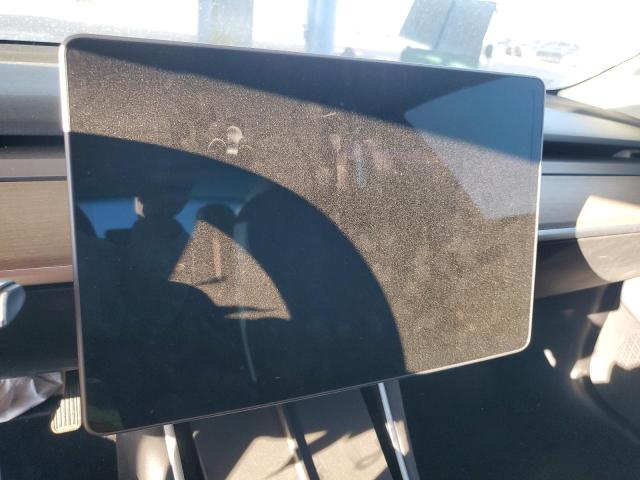 Photo 9 from auction – 2019 TESLA MODEL 3 with VIN 5YJ3E1EA2KF300827