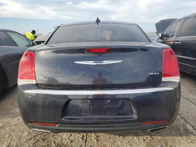 Photo 6 from auction – 2017 CHRYSLER 300 LIMITE with VIN 2C3CCAAG0HH582828
