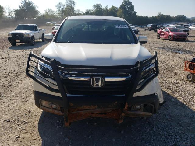 Photo 5 from auction – 2017 HONDA RIDGELINE with VIN 5FPYK3F78HB037126