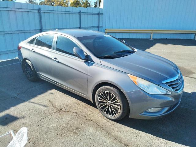 Photo 4 from auction – 2013 HYUNDAI SONATA GLS with VIN 5NPEB4AC3DH676130