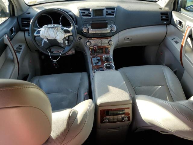 Photo 8 from auction – 2011 TOYOTA HIGHLANDER with VIN 5TDDK3EH2BS064276