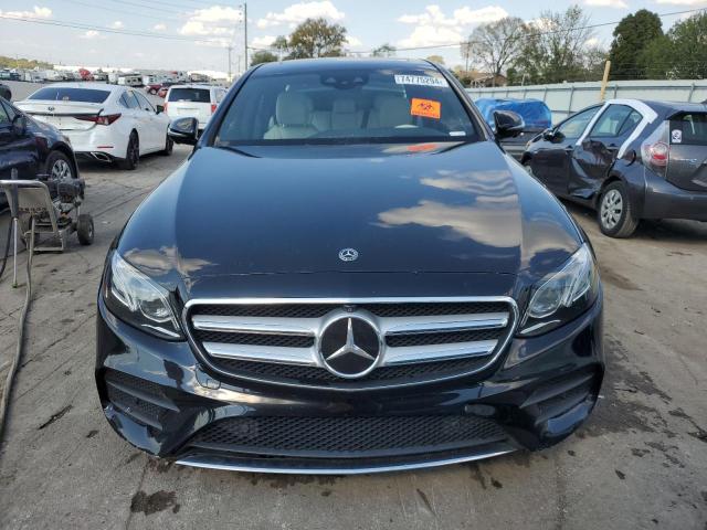 Photo 5 from auction – 2018 MERCEDES-BENZ E 300 with VIN WDDZF4JB1JA308101