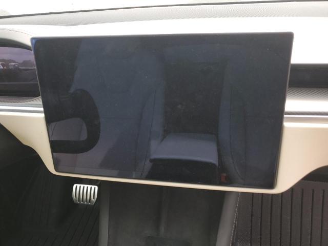 Photo 9 from auction – 2022 TESLA MODEL X with VIN 7SAXCBE64NF344165