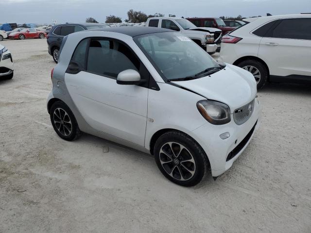 Foto 4 de la subasta – 2016 SMART FORTWO con VIN WMEFJ5DA5GK046706