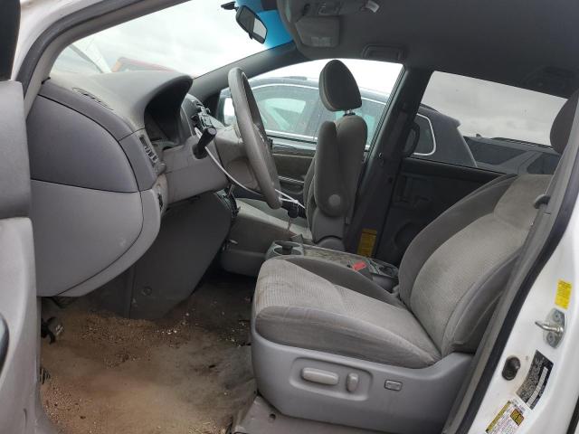 Photo 7 from auction – 2010 TOYOTA SIENNA CE with VIN 5TDKK4CCXAS304449